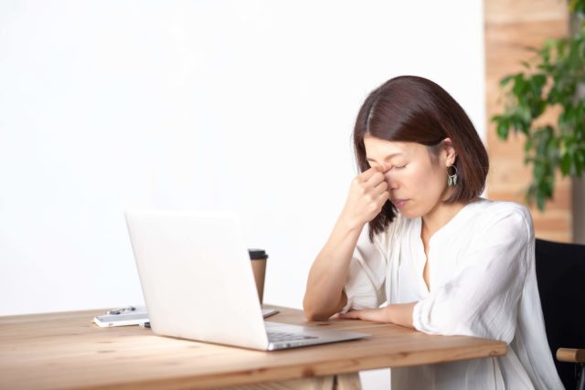 ブルーライトカットの対策